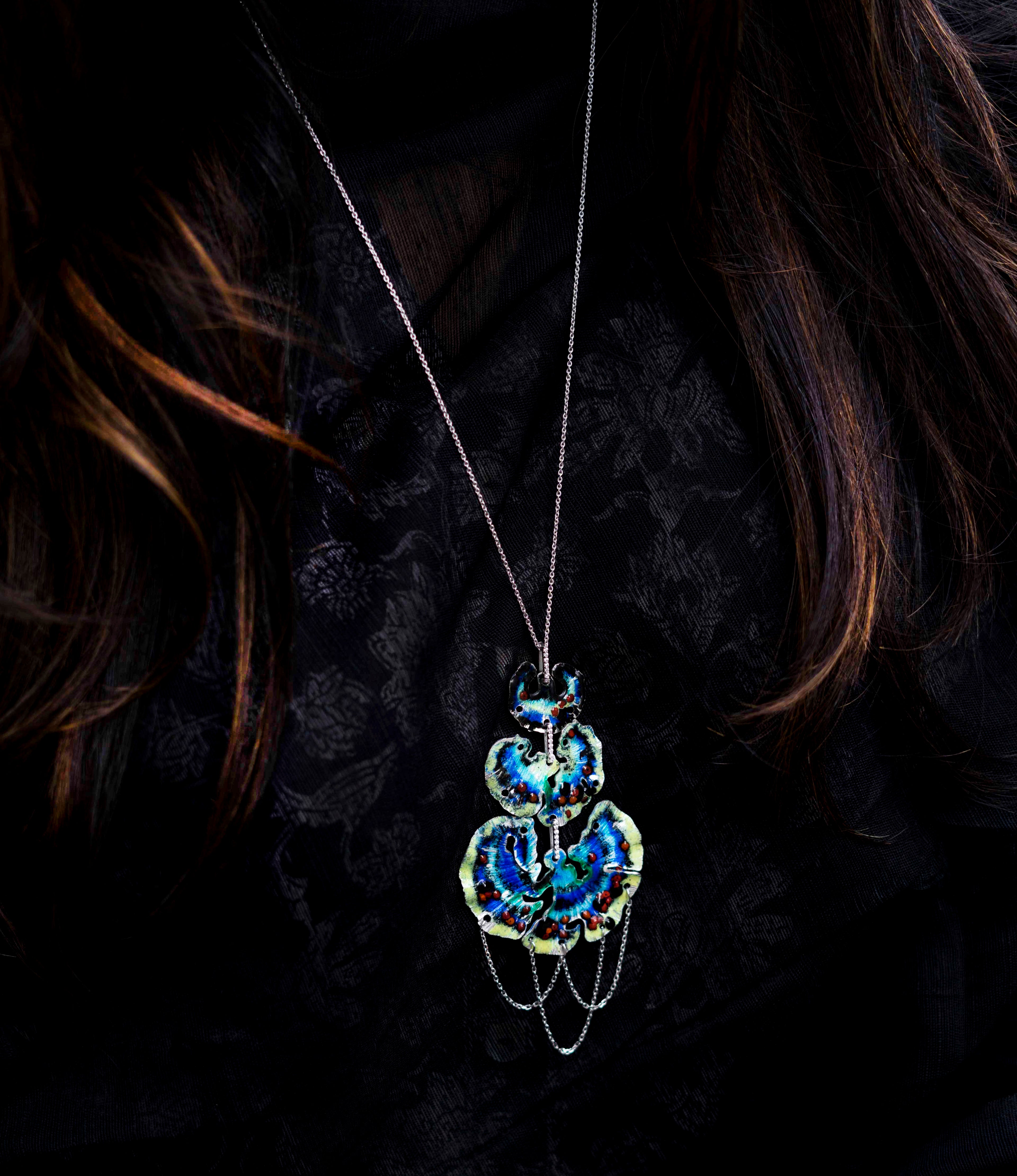 Three drop blue pendant