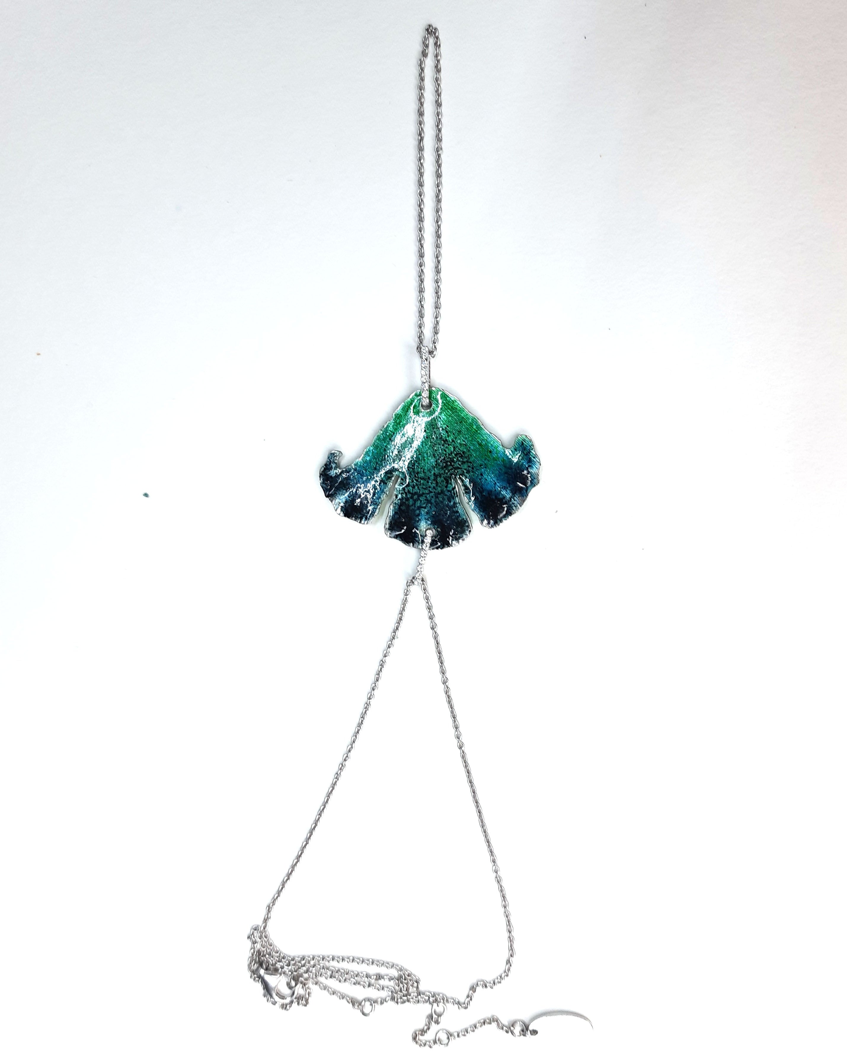 Green & black hand harness